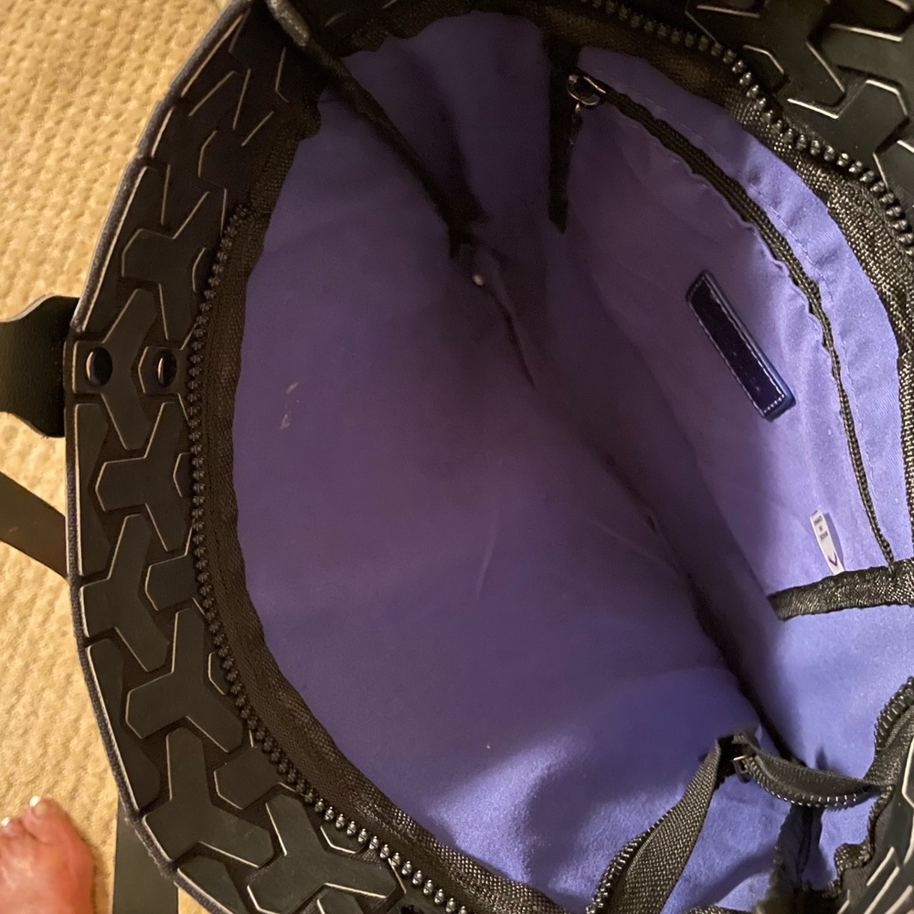 Purse - Picture 7 of 11